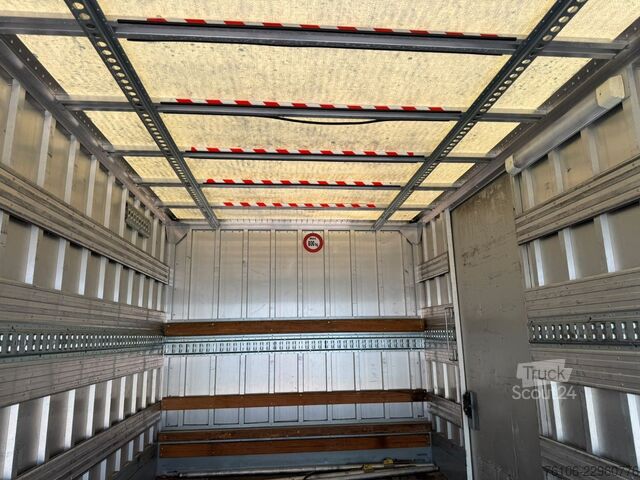 Vrachtwagen met bakwagen IVECO Daily 35S13 Koffer mit Ladebordwand*Klima*