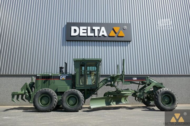 Grader Caterpillar 12H Ex-military