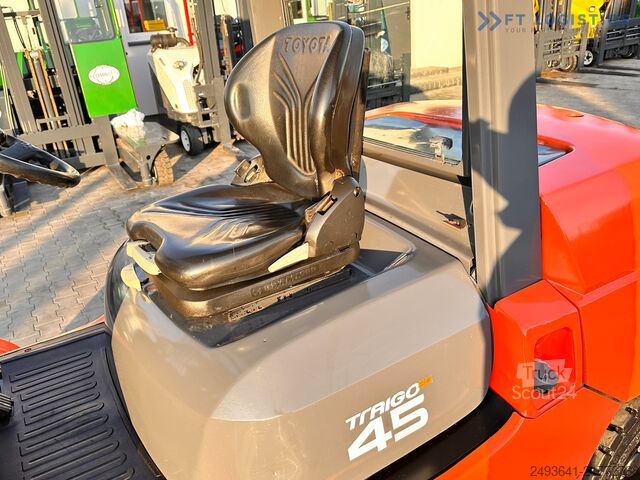 Forklift Toyota 42-4FD40 / DIESEL / 4500KG / DUPLEX / FO