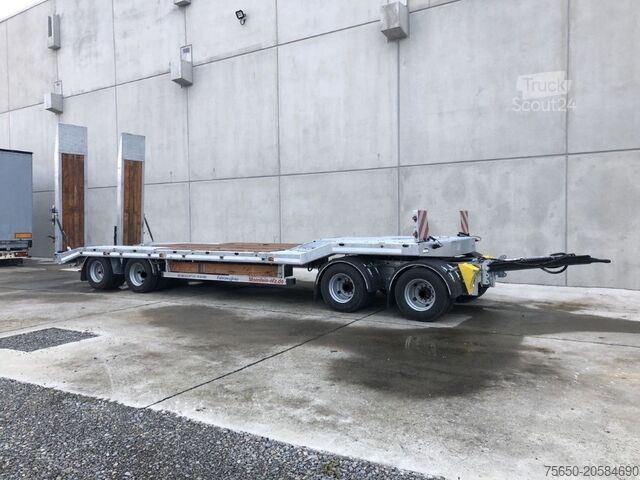 Alçak şasi römork Möslein T 4 VB H1  neuer 4 Achs Tieflader hydraulischen Rampen