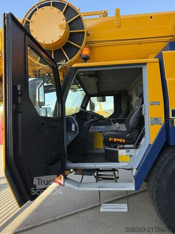 Mobilkran Liebherr LTM 1100-5.1