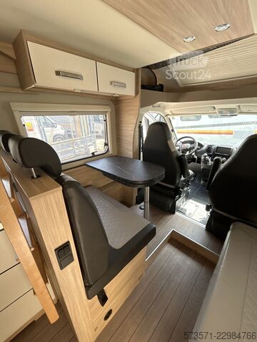 Caravana semiintegrada Fiat Ducato Weinsberg Carasuite 2024 | Automática | Capacidad para 5 personas