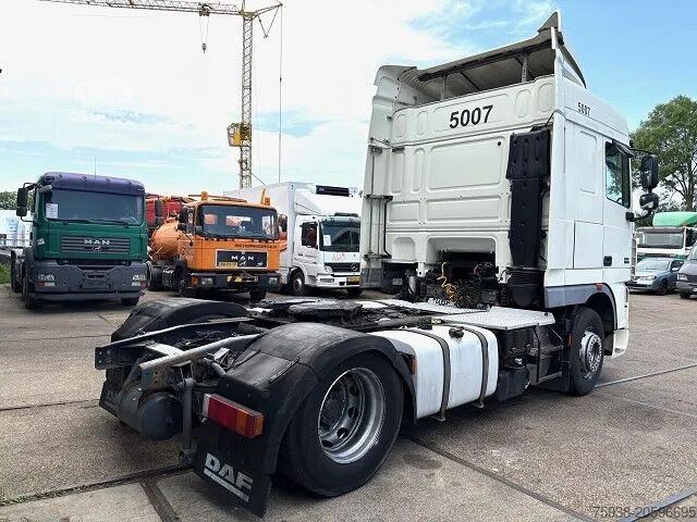 Padrão-SZM DAF XF 105.460 SPACECAB (ZF16 MANUAL GEARBOX / MX-B...