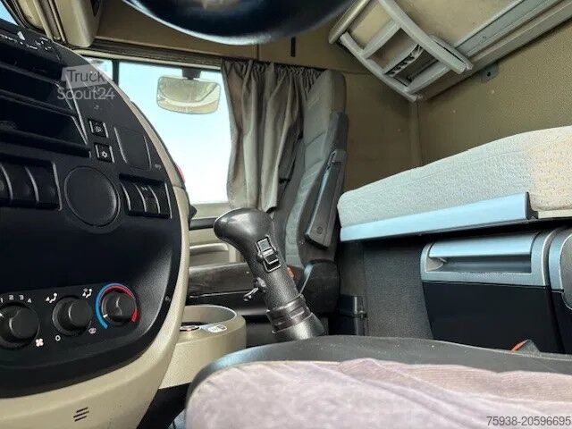 Padrão-SZM DAF XF 105.460 SPACECAB (ZF16 MANUAL GEARBOX / MX-B...