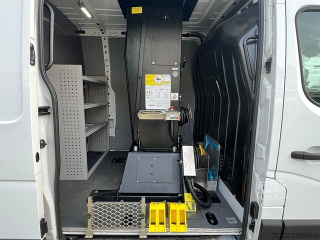 Teherautóra szerelt munkaállvány Renault Master  Versalift VDTL 14m 2 Per.Korb Nur 41h