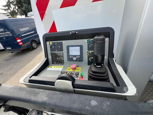 Teherautóra szerelt munkaállvány Renault Master  Versalift VDTL 14m 2 Per.Korb Nur 41h