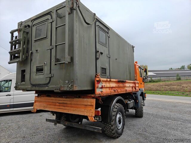 MAN L2000 4x4 10.220 + Army Shelter container MAN L2000 4x4 10.220 + Army Shelter container