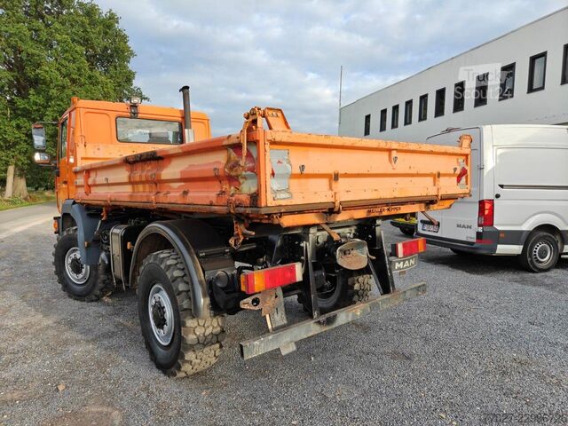 MAN L2000 4x4 10.220 + Army Shelter container MAN L2000 4x4 10.220 + Army Shelter container