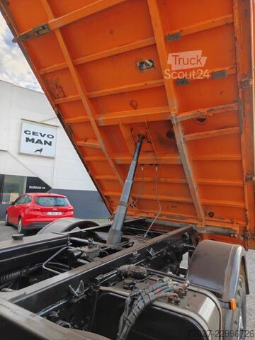 MAN L2000 4x4 10.220 + Army Shelter container MAN L2000 4x4 10.220 + Army Shelter container