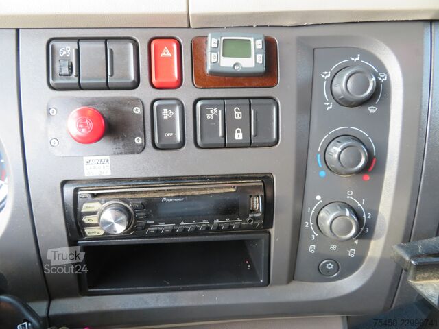 Furgão fechado DAF LF 180 FA
