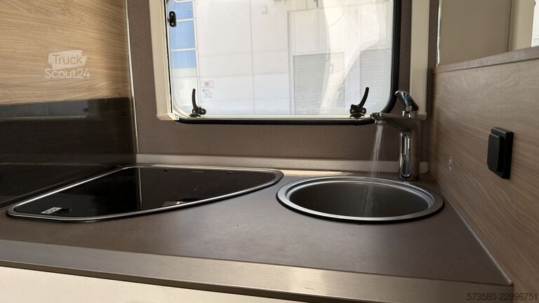 Teilintegriert Fiat Ducato Weinsberg Carasuite 650MF, Baujahr 2024 | Schaltgetriebe | 5 Schlafplätze