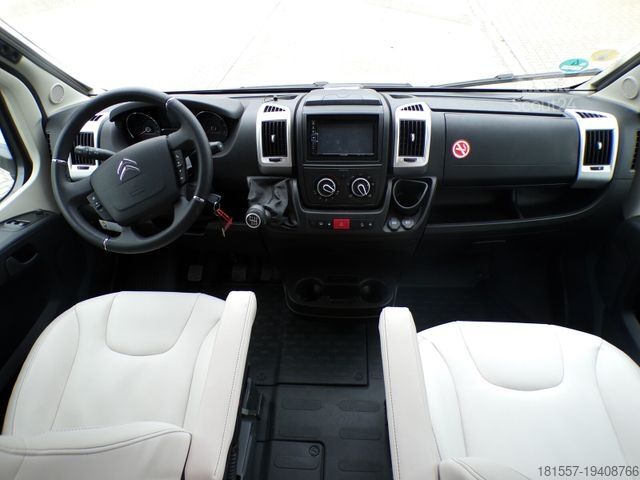 Ημιενσωματωμένο αυτοκινούμενο τροχόσπιτο BÜRSTNER Lyseo TD 690 G Harmony Line, Hubbett, Navi, SAT