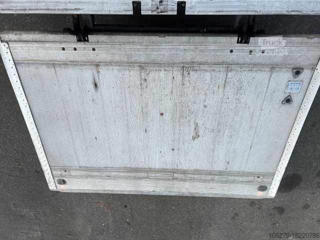 Kühlkoffer-LKW MAN 12.220 Kühlwagen