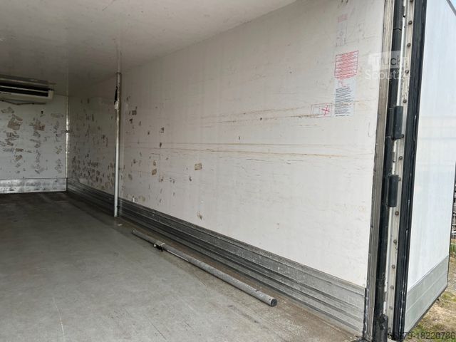 Kühlkoffer-LKW MAN 12.220 Kühlwagen