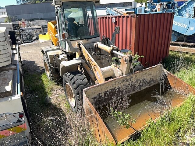 Chargeuse Liebherr L 524