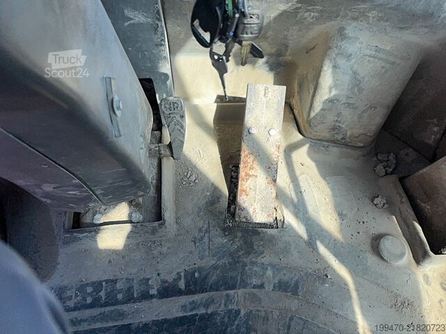 Chargeuse Liebherr L 524