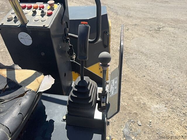 Rouleau combiné Bomag BW 100 AC-3