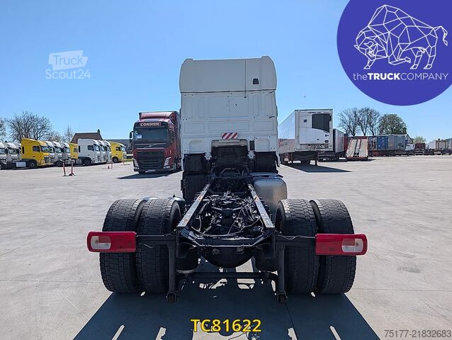 الهيكل مع كابينة السائق DAF XF 450