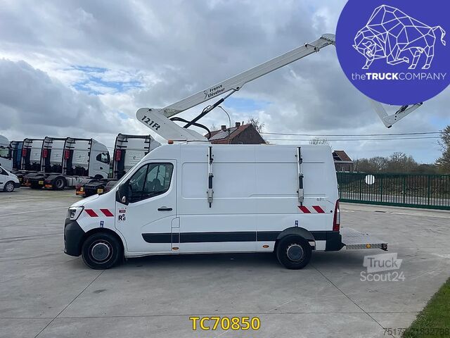 Løfteplatform Renault Master 145.35 Nacelle