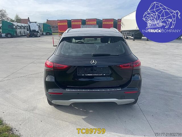 Mercedes-Benz GLA 200 D Mercedes-Benz GLA 200 D