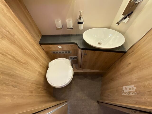 Camping-car intégral EURA MOBIL INTEGRA LINE IL 720 EB, Maxi 4,4 t, 180 PS