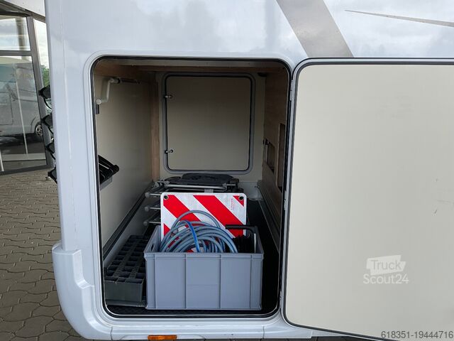 Camping-car intégral EURA MOBIL INTEGRA LINE IL 720 EB, Maxi 4,4 t, 180 PS