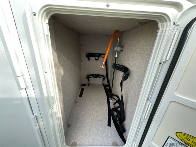 Alkoof camper FORSTER Forster A 699 EB, Fahrradträger, Dachklima