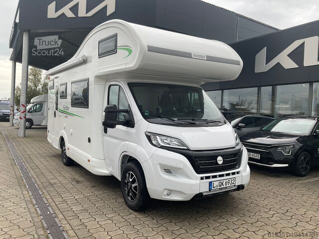 Alkoof camper FORSTER A 699 VB, 7 Sitz- & Schlafplätze, Dachklima