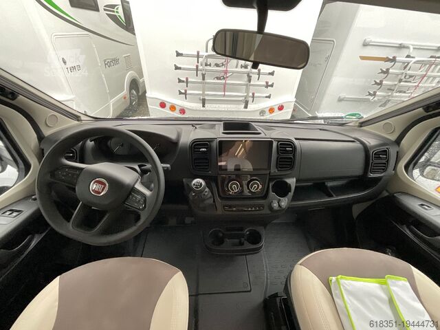 Alkoof camper FORSTER A 699 VB, 7 Sitz- & Schlafplätze, Dachklima