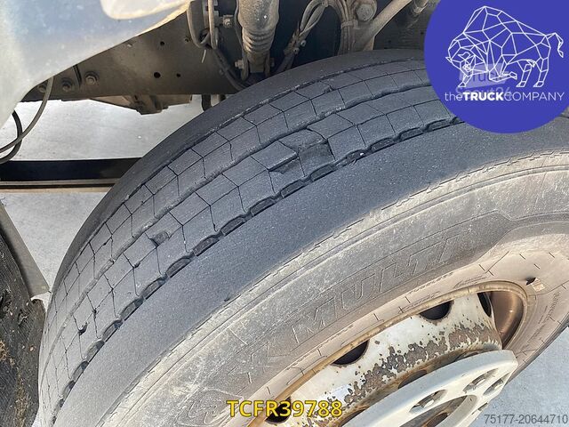 Plataforma remolque Renault Premium 310