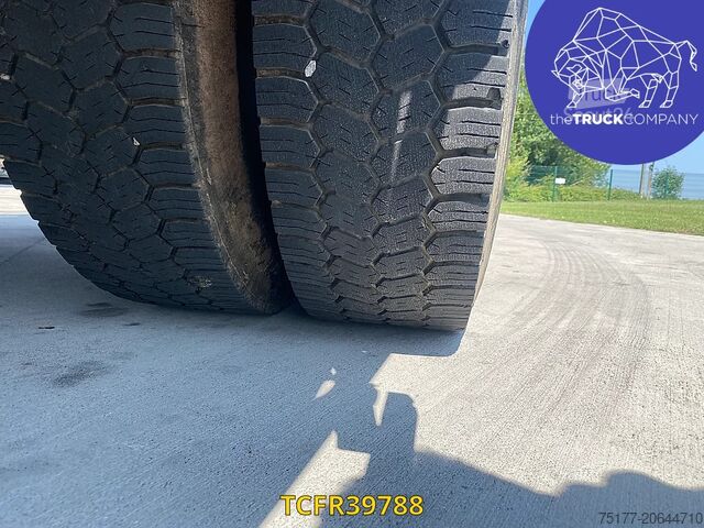 Plataforma remolque Renault Premium 310