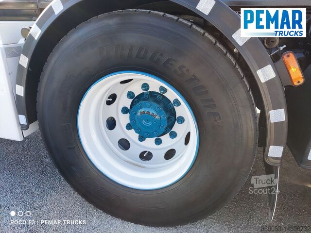 Camión grúa MAN TGS 26.480 6X2 GRUA MULTILIF