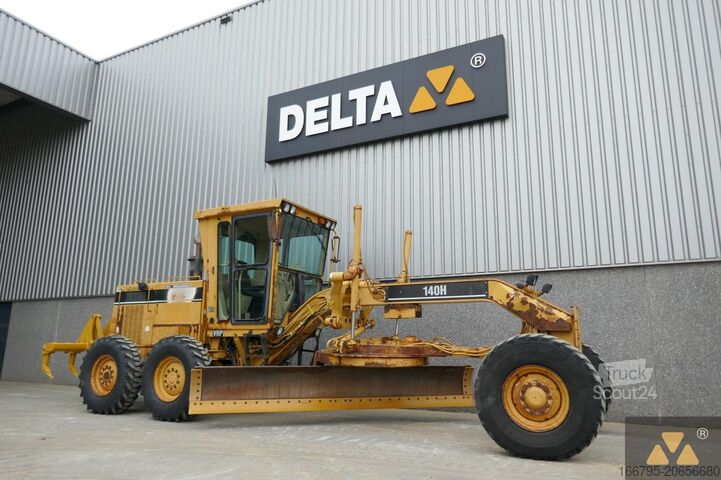 Грейдер Caterpillar 140H