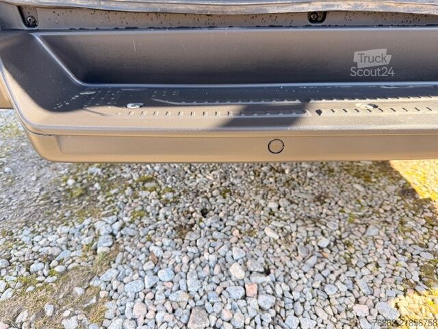 Forhøjet og forlænget kassevogn VW Crafter Kasten 35 Maxi Hochdach Klima K