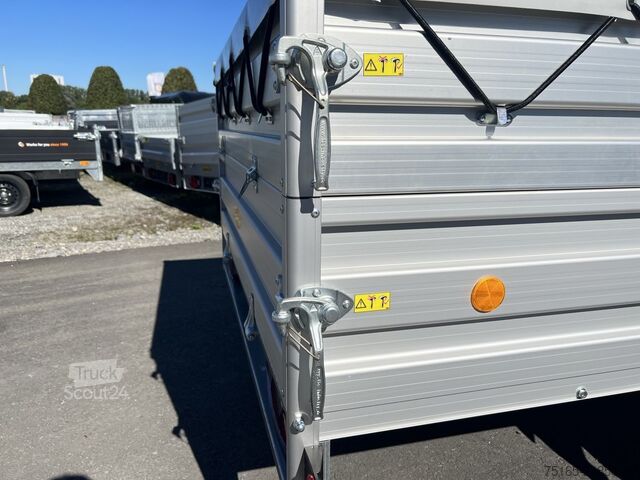 مقطورة صندوقية Böckmann TL-AL 3015/135 BWEH Fl-Plane Kastenanhänger gebr