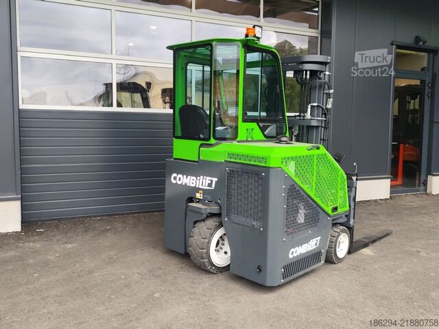 Čtyřcestný vysokozdvižný vozík Combilift CB2500D NEUMASCHINE