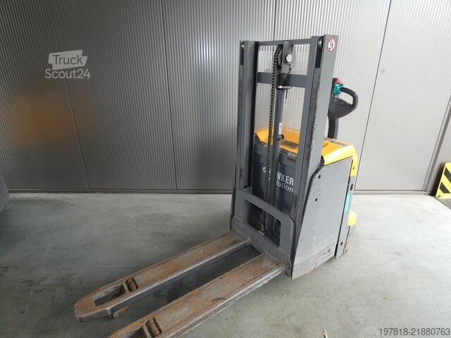 Empilhador manual Jungheinrich EJD 120