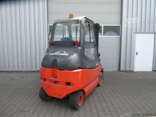 Priekinis krautuvas Linde E25-03/600