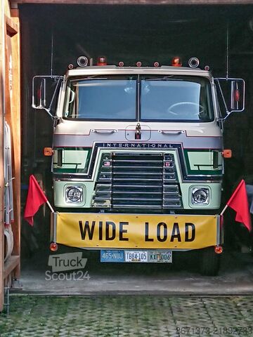 Çekici / Klasik araç International Harvester COF-4070B Transtar II