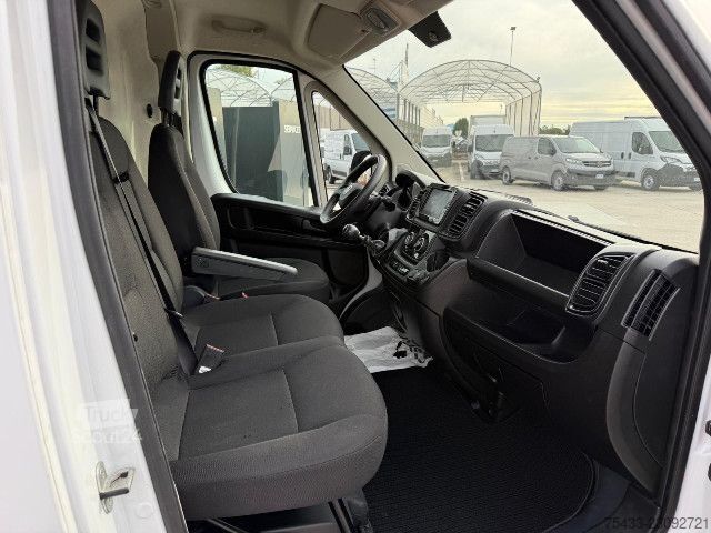 Furgon blaszak Fiat DUCATO 35 L3H2 2.2 MJT 140 CV