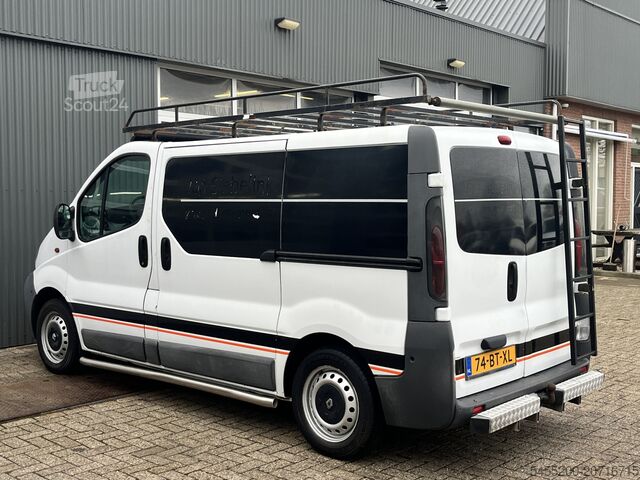 High-roof van Renault Trafic 1.9 dCi L1H1 Dubbele schuifdeur 3-Persoo...