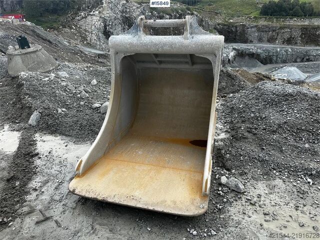 Schaufel Klepp Mek Digging bucket w/ S70 attachment