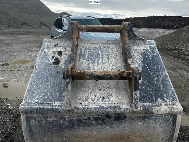 Schaufel Klepp Mek Digging bucket w/ S70 attachment