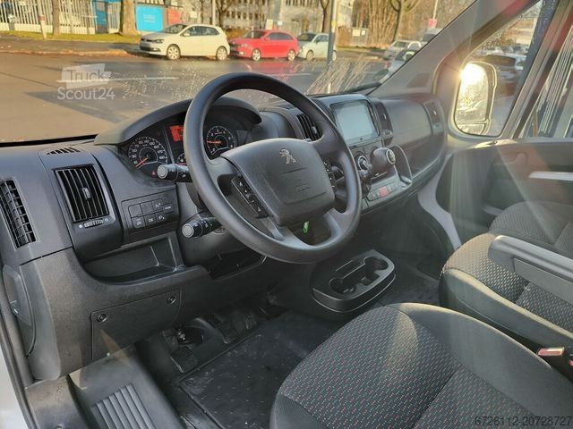 Panelinis furgonas PEUGEOT Boxer 333 L2H2 BlueHDi 140 Stop&Start R-CAM