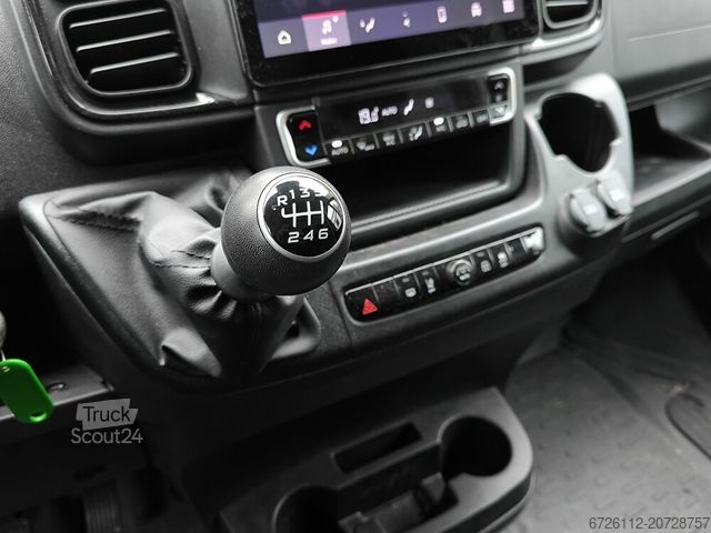 Panelinis furgonas OPEL Movano 2.2 BlueHDI NAVI KLIMAAUT R-CAM TEMP AHK