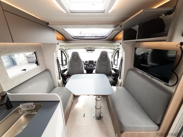 Poluintegrisani kamper LMC Cruiser 750 EF Frühjahrsstart