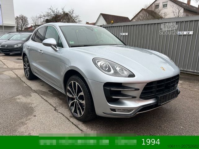 Pick-up PORSCHE Macan Turbo 3,6L V6 PANO/BOSE/CARBON/ALCANTARA