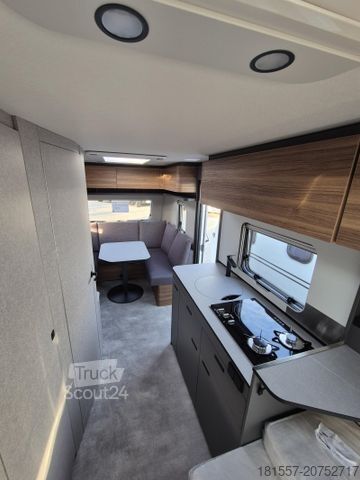 Caravana HYMER/ERIBA Eriba Novaline 495 1.800 kg / Moving-Paket