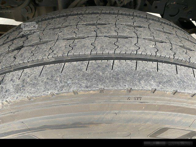 Kühlkoffer-LKW MERCEDES-BENZ Axor 2529 L Kühlk. Klima+LBW 2to+CarrierSupra750