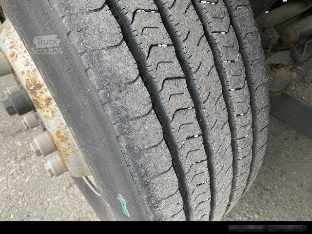 Kühlkoffer-LKW MERCEDES-BENZ Axor 2529 L Kühlk. Klima+LBW 2to+CarrierSupra750